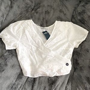White Hollister top